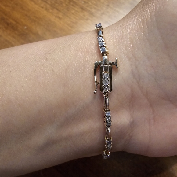 Vintage Bar Diamond Bracelet 10k missing diamond - Picture 9 of 9